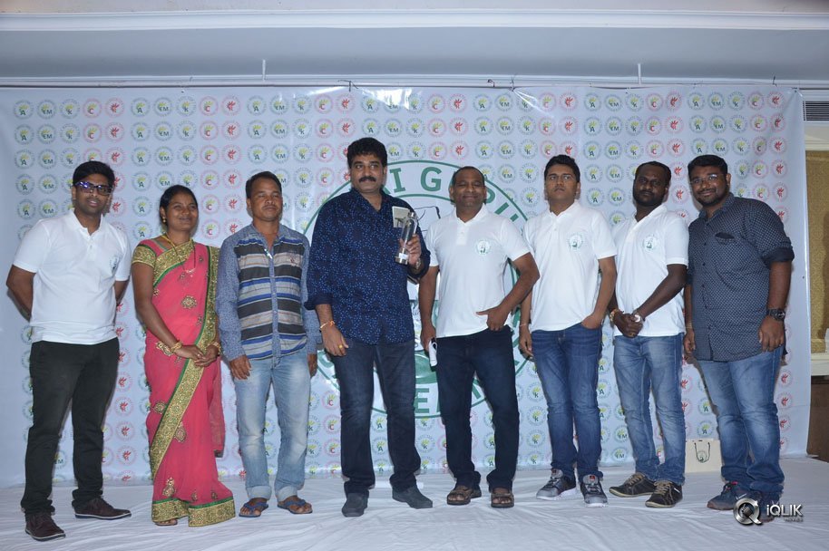 Rajeev-Kanakala-Launches-Chai-Guru-Herbal-Tea-Master-Product